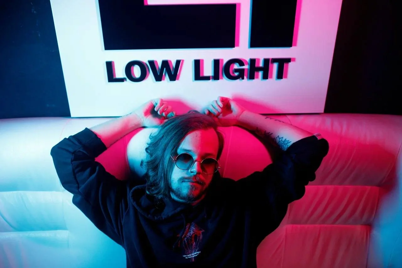Пространство студии LOW LIGHT в Волгограде